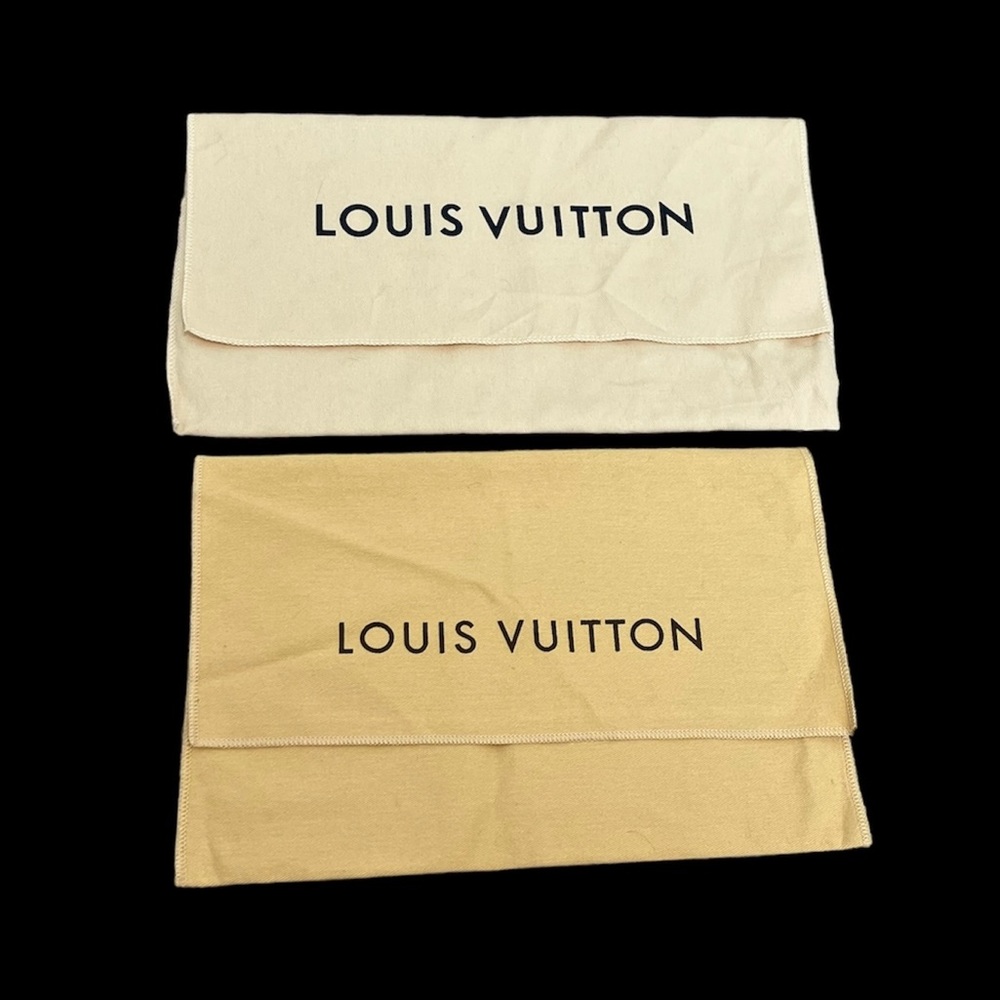🌺 Two Louis Vuitton Dust Bags
